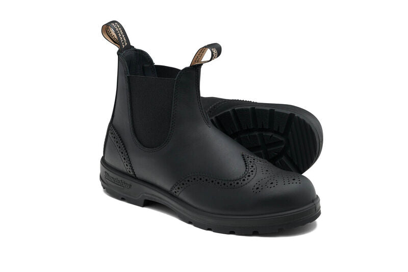 Blundstone 2443 Brogued Black Leather (Classics Series)